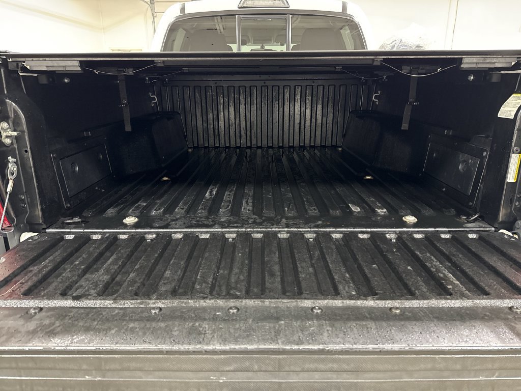 Used 2017 Toyota Tacoma SR5 w/ Tow Package AWD/4WD image 23