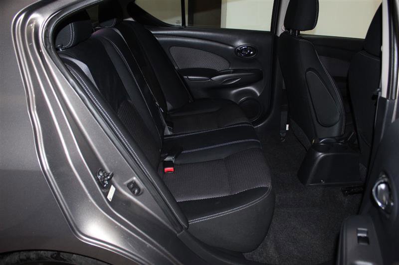 Used 2015 Nissan Versa SV FWD image 24