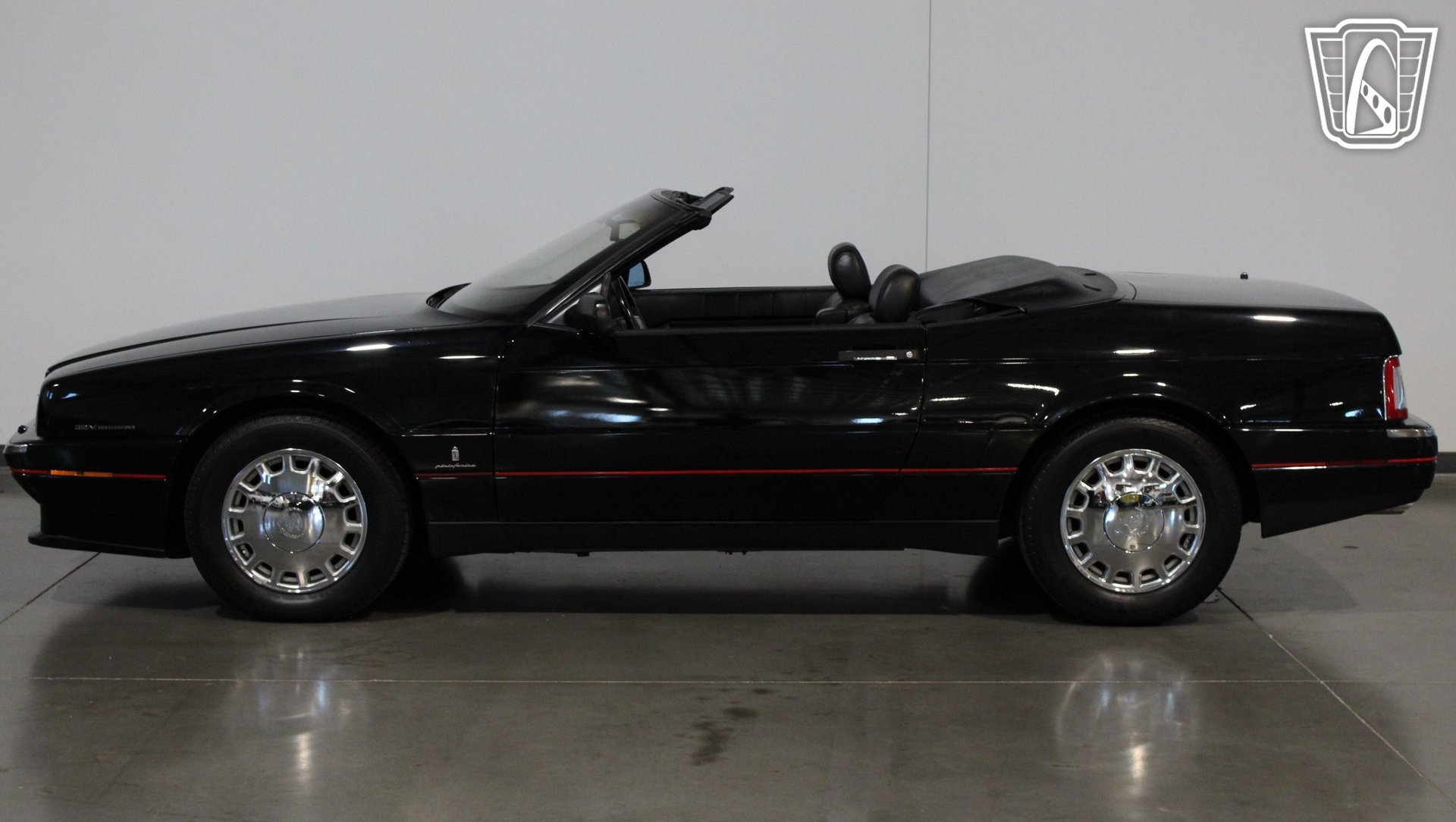 Used 1993 Cadillac Allante FWD image 20
