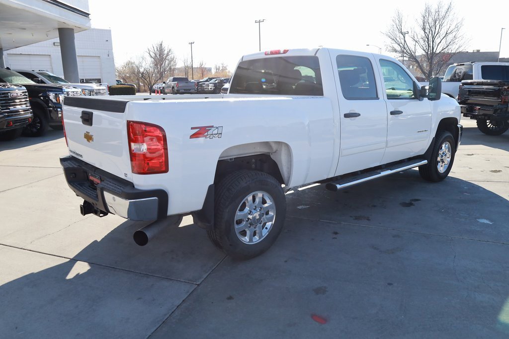 Used 2013 Chevrolet Silverado 3500 LT w/ Interior Plus Package image 6