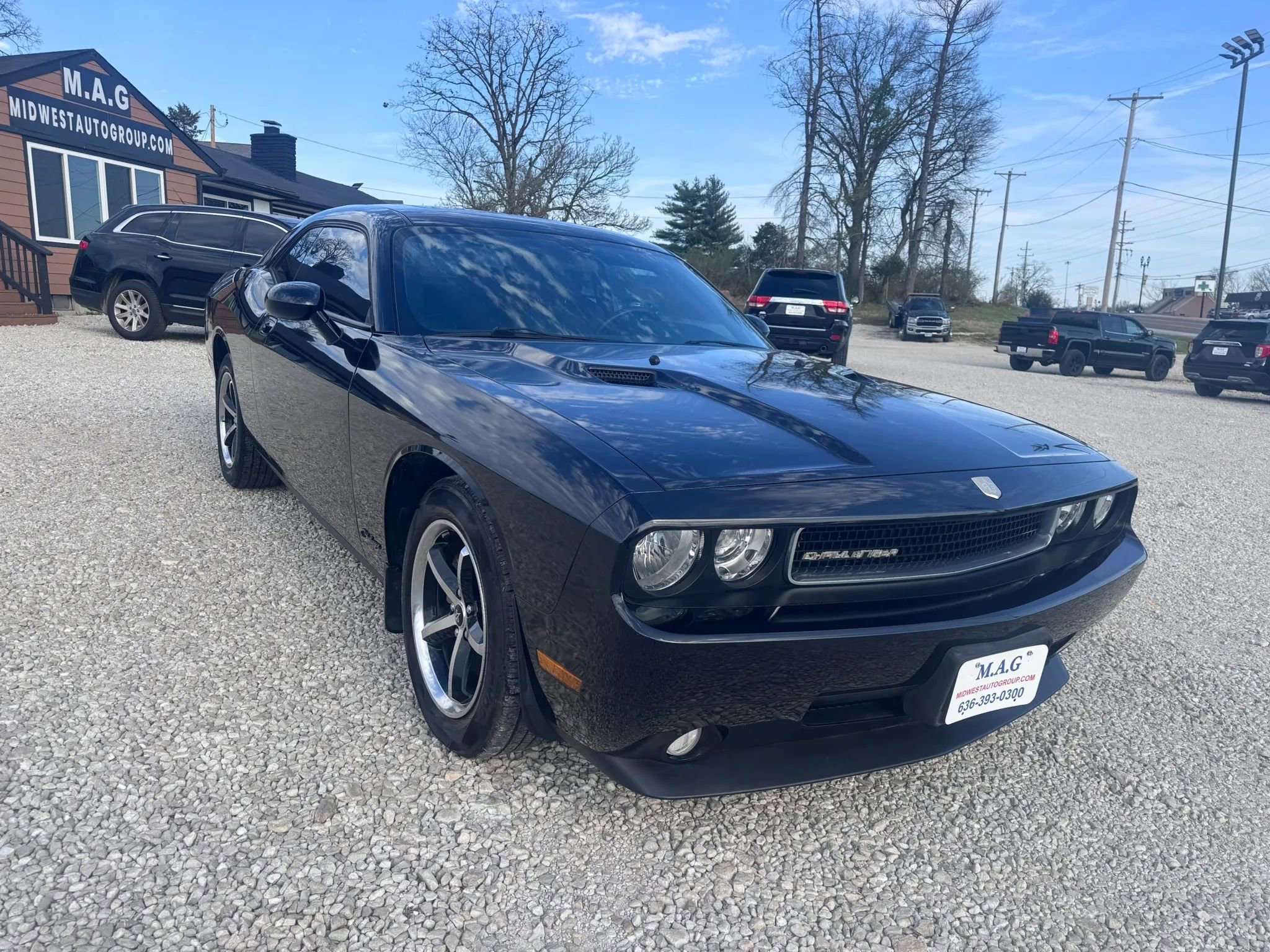 Used 2010 Dodge Challenger SE image 8