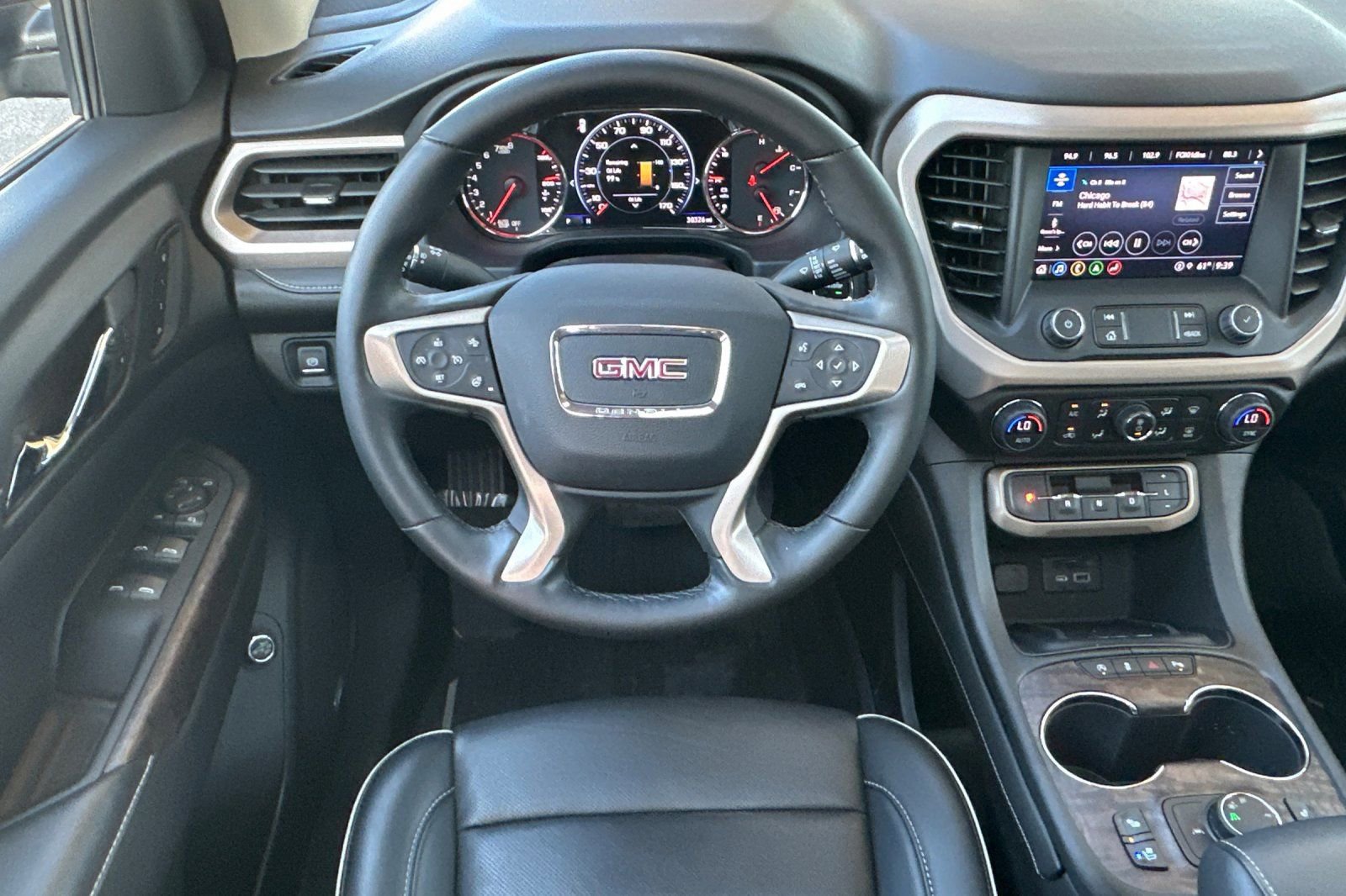 Certified 2023 GMC Acadia Denali w/ Denali Ultimate Package image 15