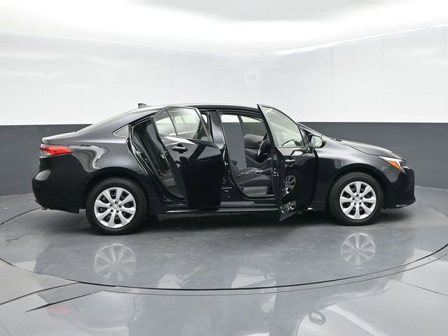 Used 2024 Toyota Corolla LE image 64