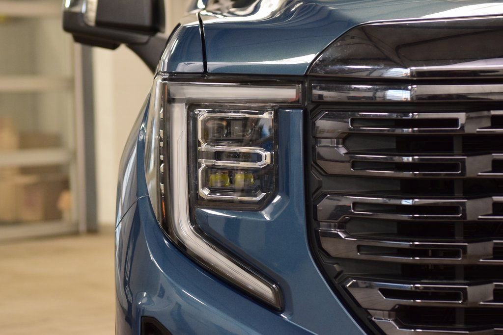 Used 2024 GMC Sierra 1500 Denali Ultimate image 12
