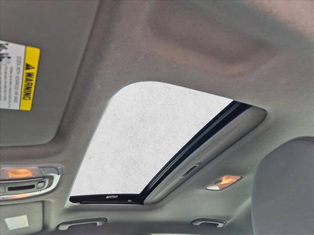 Used 2025 Hyundai Elantra SEL FWD image 16