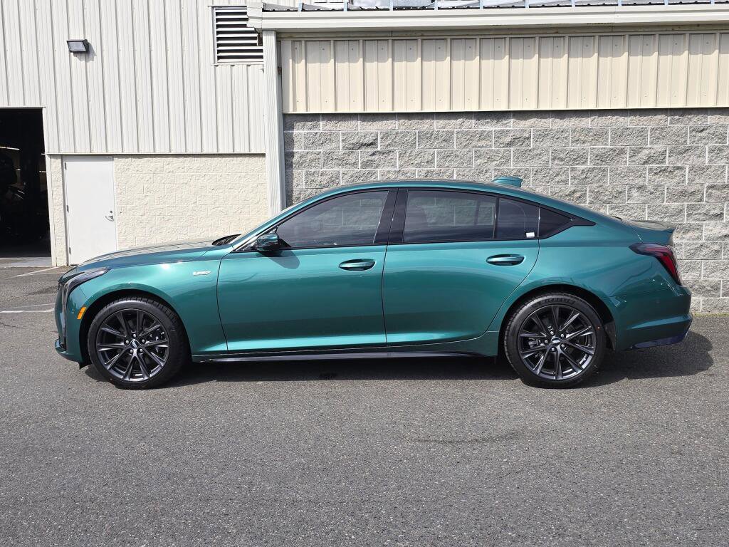 New 2026 Cadillac CT5 V w/ Platinum Package AWD/4WD image 3