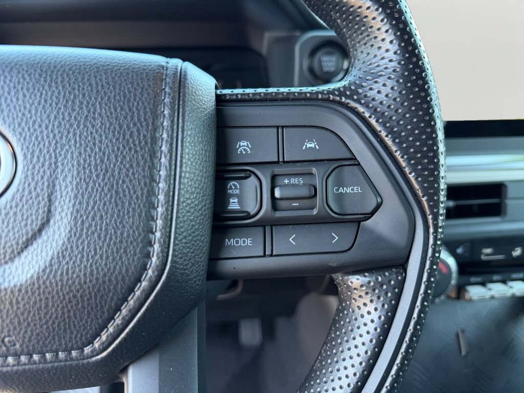 Used 2026 Toyota Tacoma SR5 AWD/4WD image 20