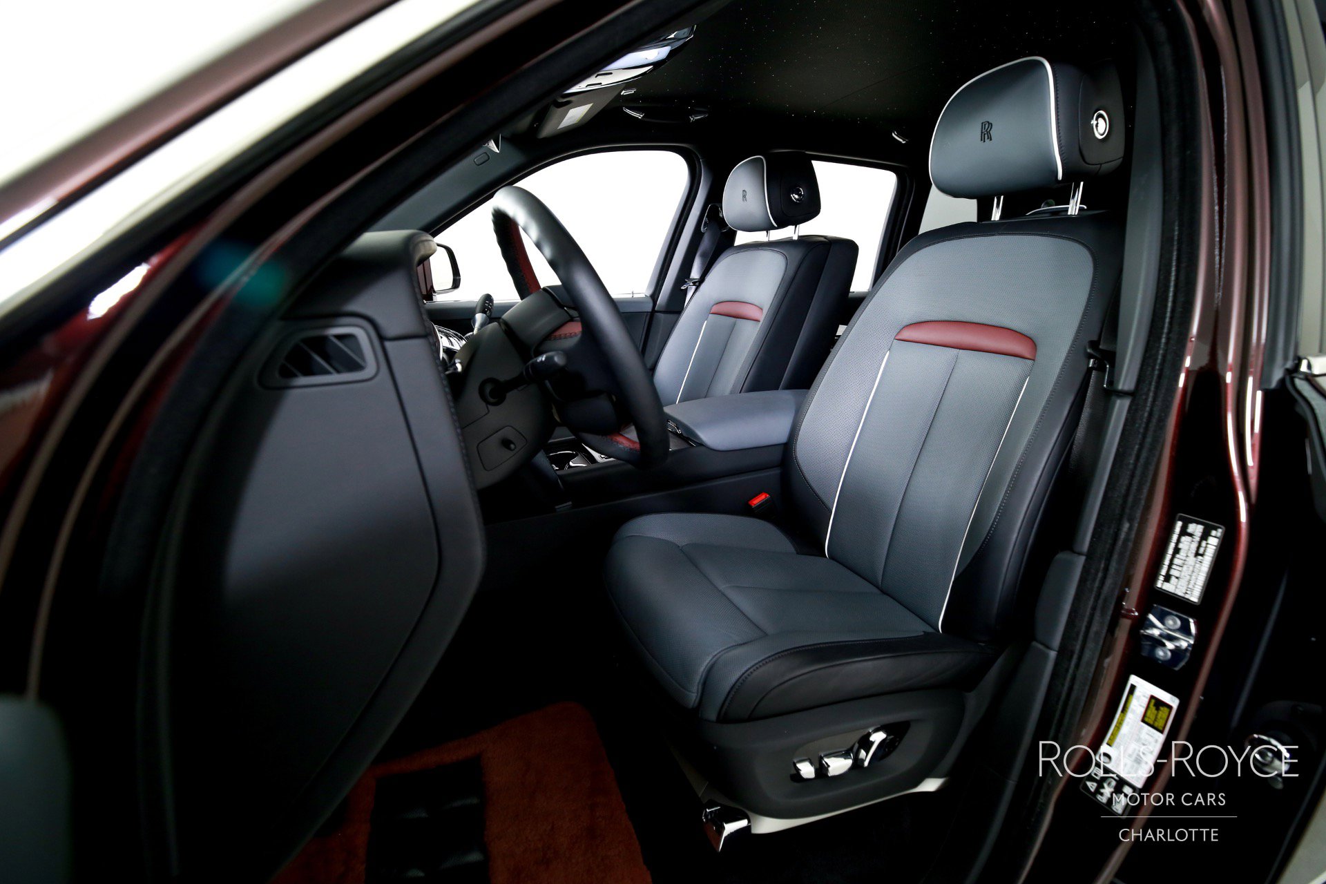 Certified 2025 Rolls-Royce Cullinan image 13