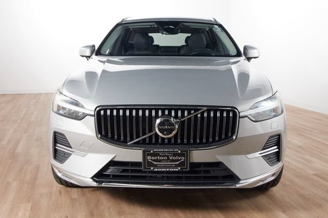 Certified 2023 Volvo XC60 B6 Ultimate w/ Climate Package AWD/4WD image 2