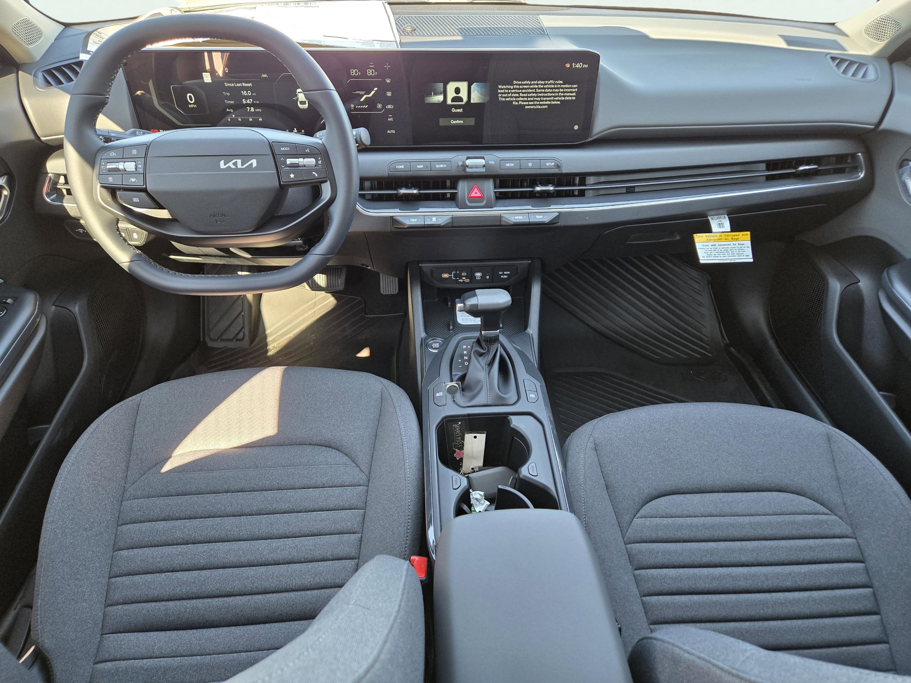 New 2025 Kia K4 EX image 17