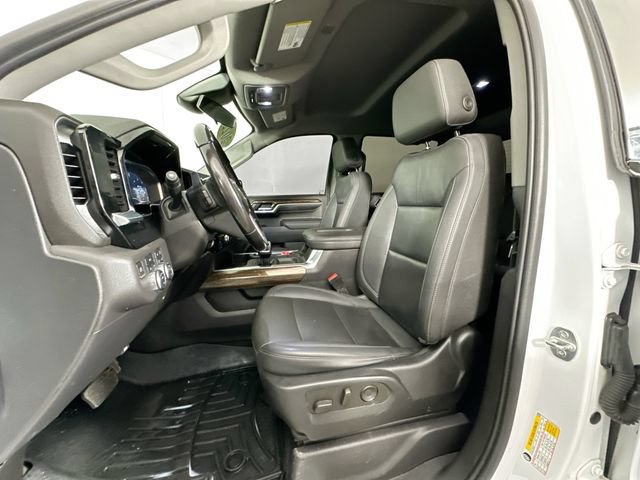 Used 2022 GMC Sierra 1500 Elevation w/ Elevation Premium Package AWD/4WD image 11