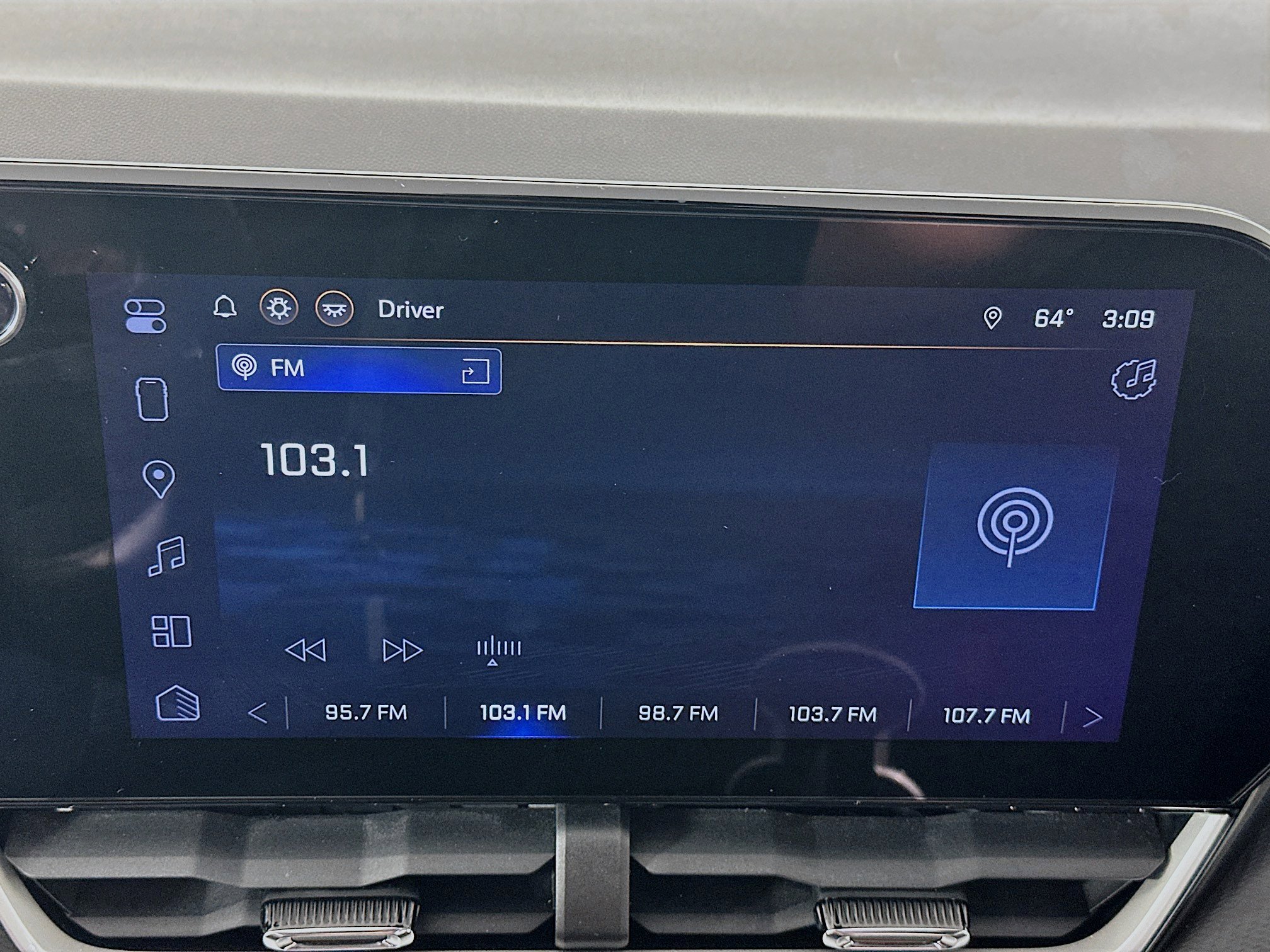 Used 2025 Chevrolet Equinox LT image 21