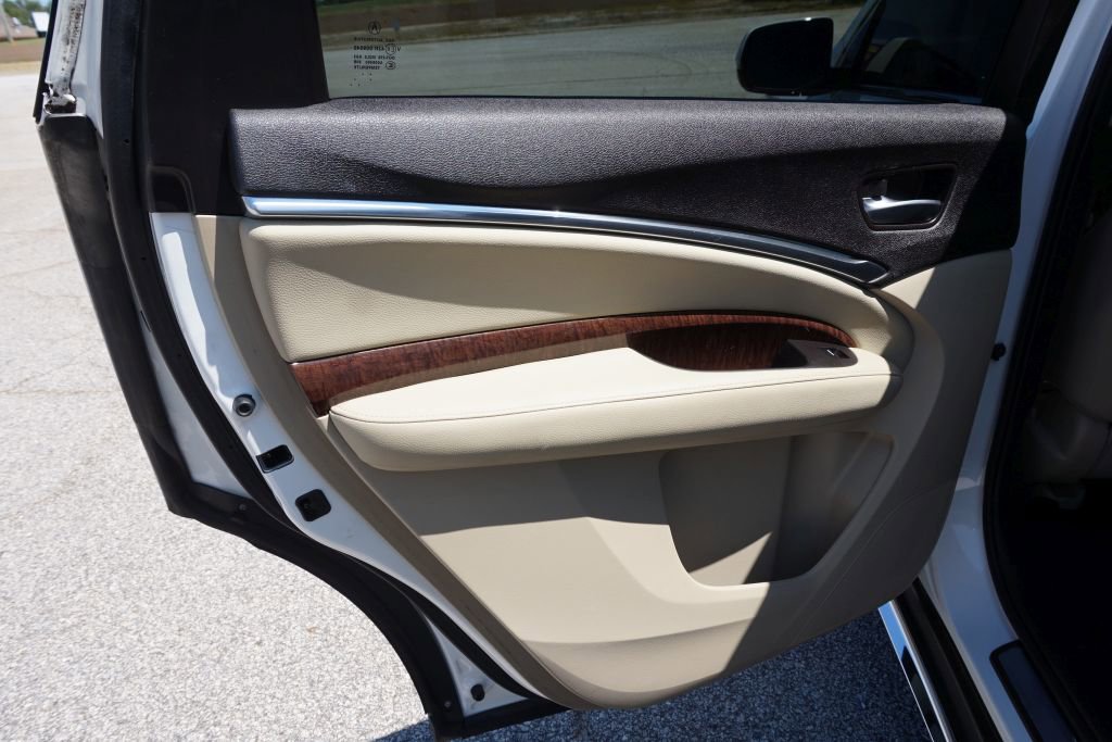 Used 2017 Acura MDX SH-AWD w/ Technology Package image 23