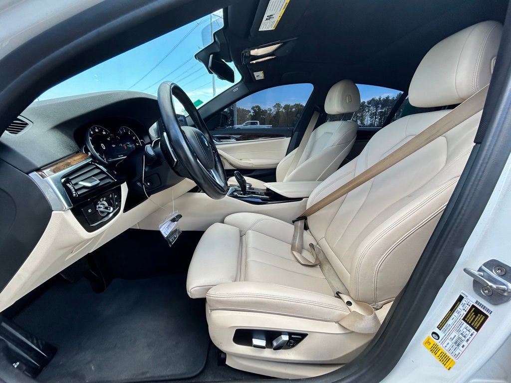 Used 2018 BMW 530i RWD image 13