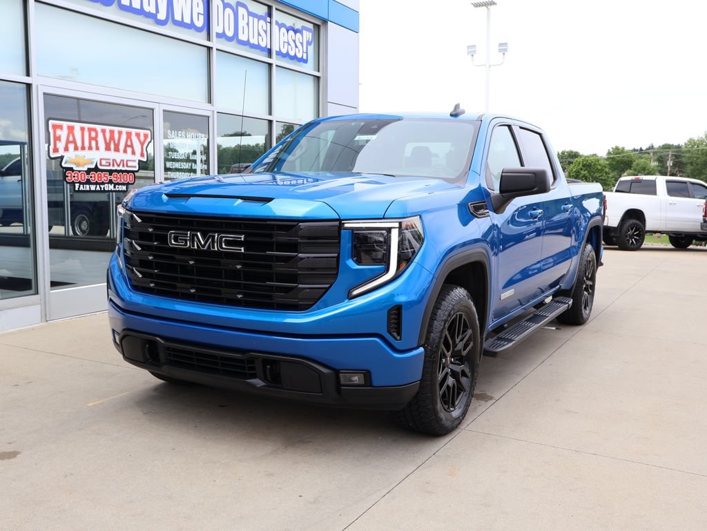 Certified 2022 GMC Sierra 1500 Elevation w/ LPO, Elevation Black Package AWD/4WD image 6