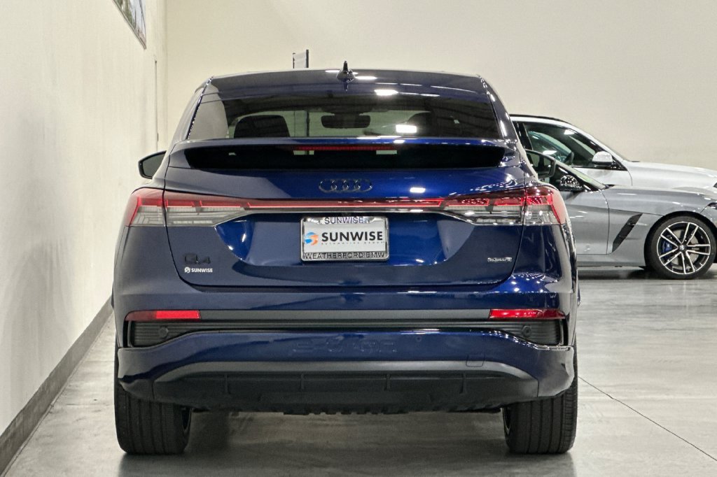 Used 2025 Audi Q4 e-tron Premium Plus AWD/4WD image 5