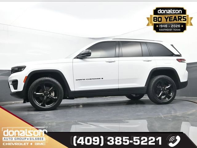 Used 2023 Jeep Grand Cherokee Altitude image 14