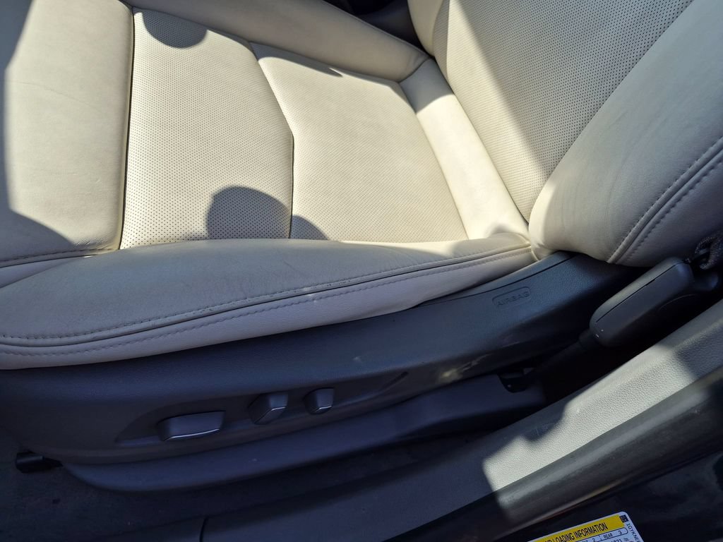 Used 2019 Cadillac XT5 Premium Luxury FWD image 11