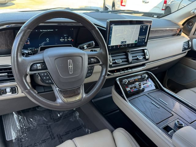 Used 2023 Lincoln Navigator L Reserve AWD/4WD image 11