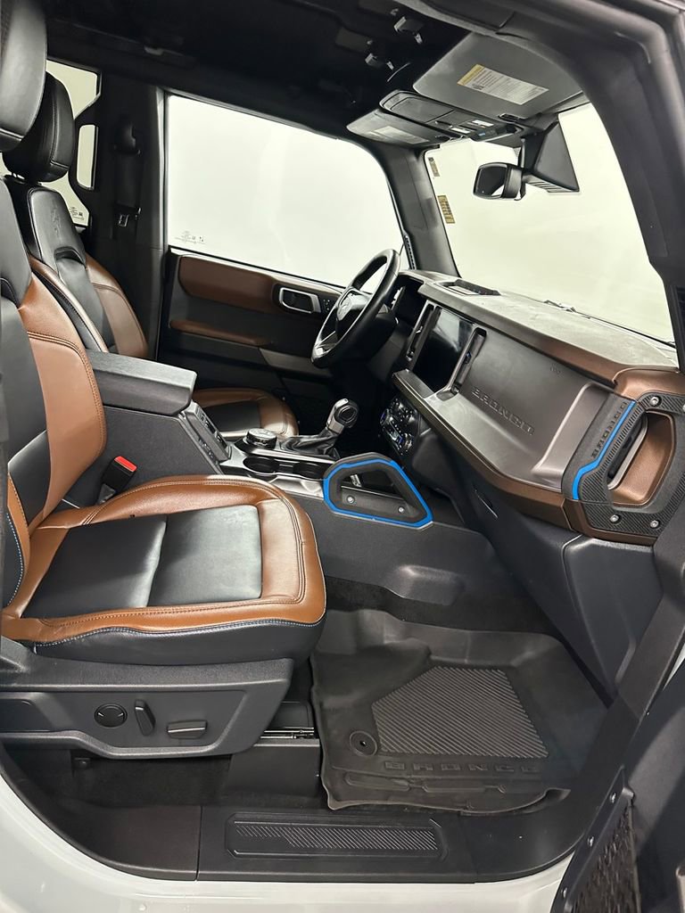 Used 2023 Ford Bronco Outer Banks image 36