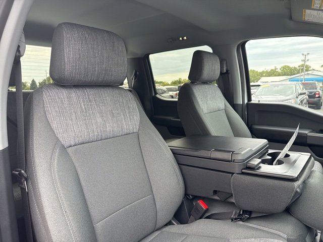 New 2026 Ford F350 XLT w/ Snow Plow/Camper Package image 38