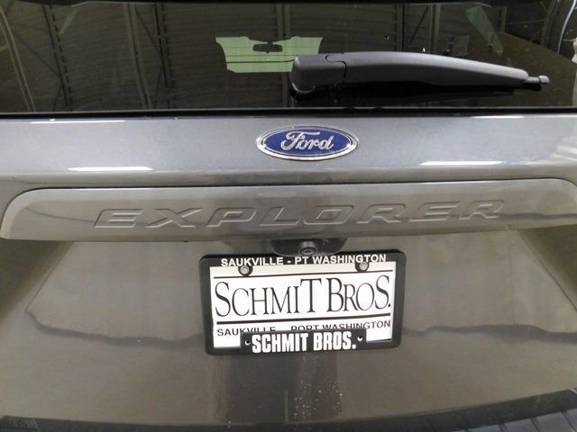 Used 2023 Ford Explorer XLT w/ Equipment Group 202A image 16