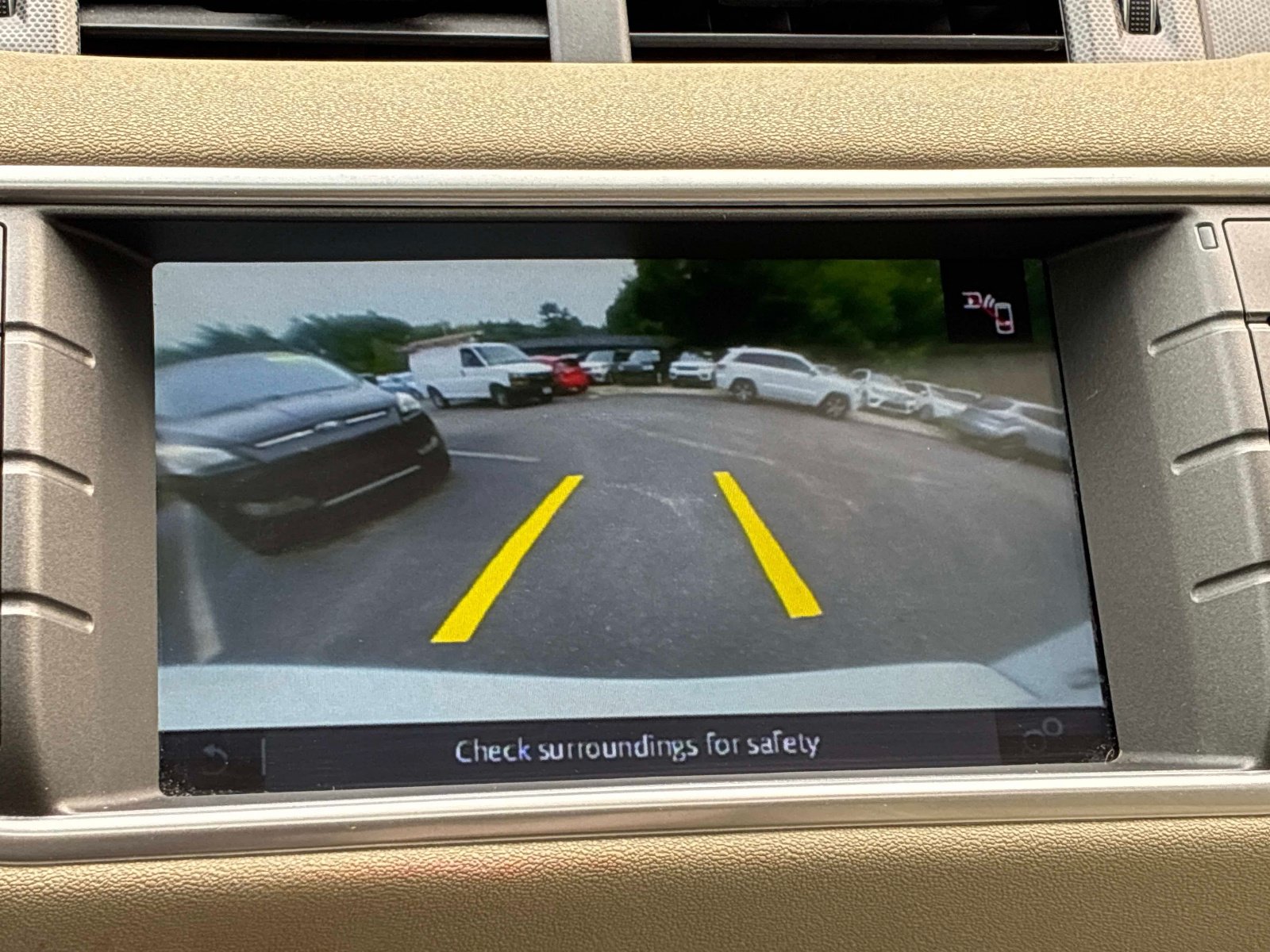 Used 2018 Land Rover Range Rover Evoque AWD/4WD image 35