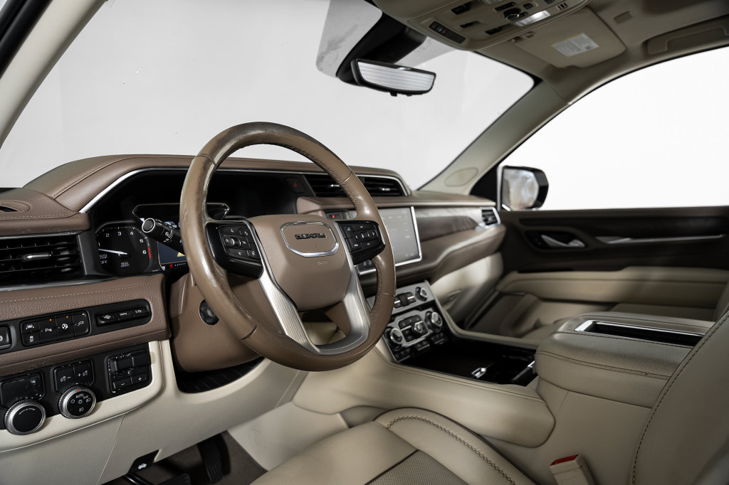 Used 2021 GMC Yukon Denali w/ Denali Premium Package RWD image 29