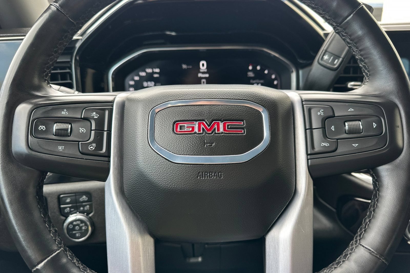Certified 2024 GMC Sierra 1500 SLT RWD image 30