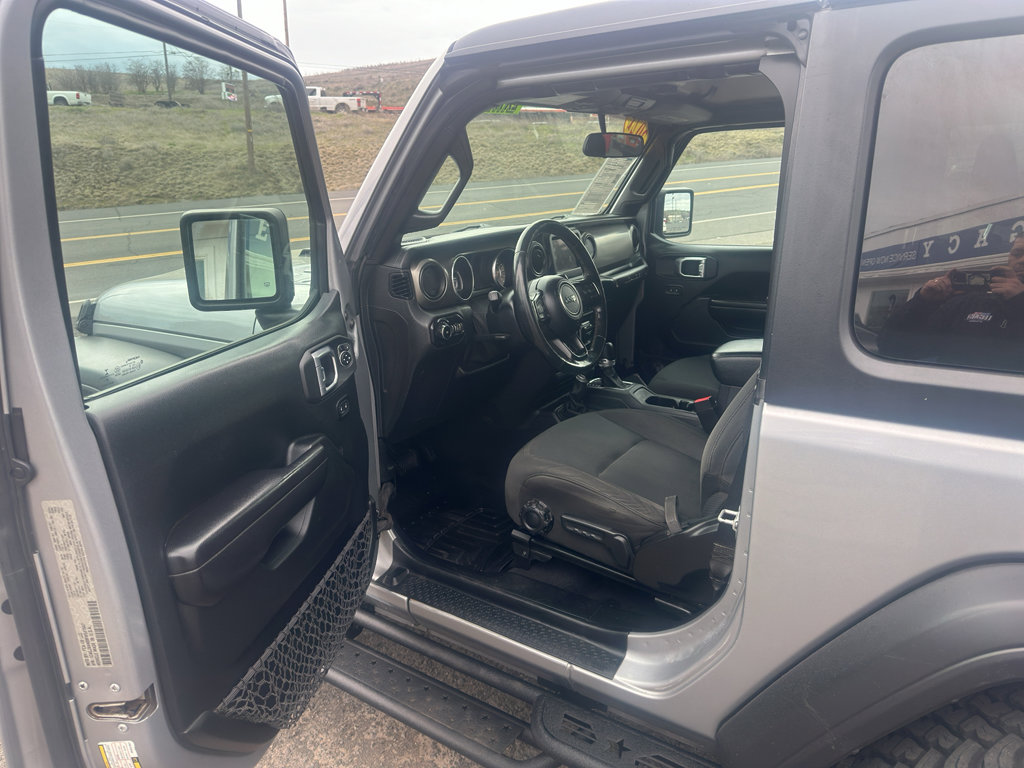 Used 2021 Jeep Wrangler Sport S image 8