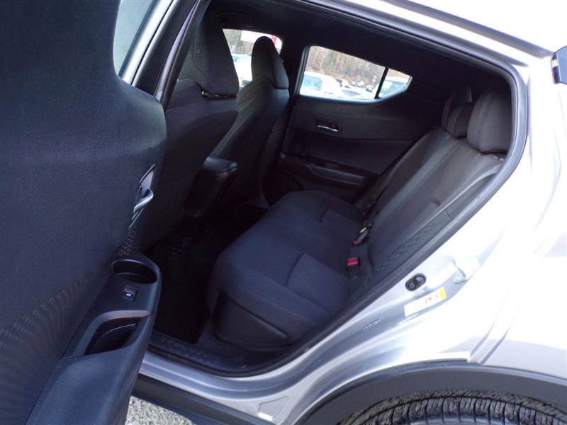 Used 2018 Toyota C-HR XLE image 25