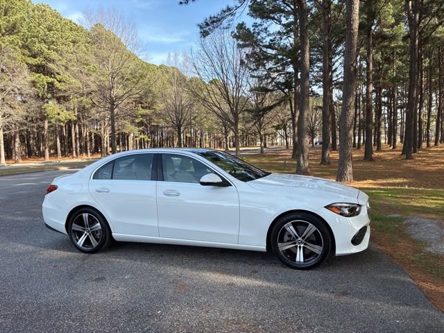 Used 2023 Mercedes-Benz C 300 Sedan image 2