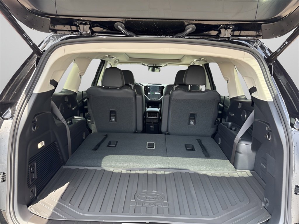 New 2025 Subaru Ascent Limited image 6