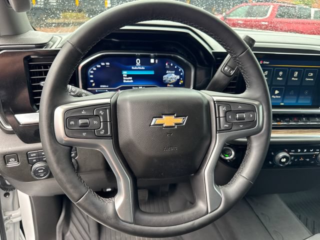 Used 2023 Chevrolet Silverado 1500 LT AWD/4WD image 15