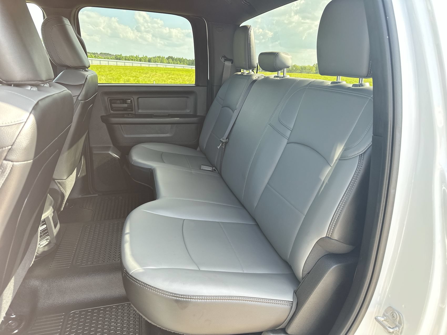 Used 2023 RAM 2500 Tradesman w/ Chrome Appearance Group AWD/4WD image 20