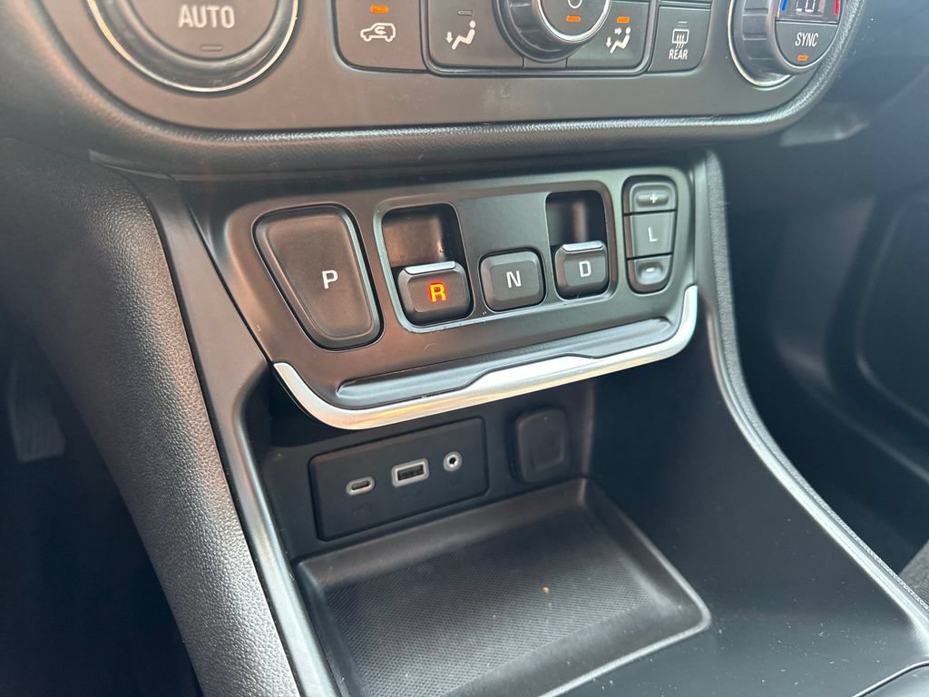 Certified 2020 GMC Terrain SLE w/ Driver Convenience Package AWD/4WD image 22