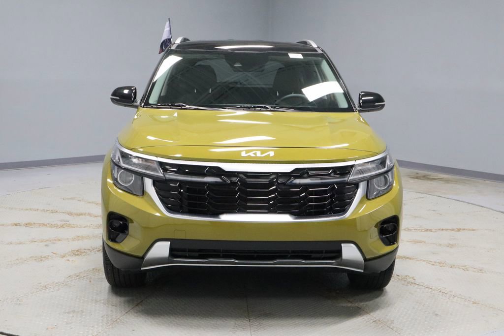 Used 2024 Kia Seltos S AWD/4WD image 8