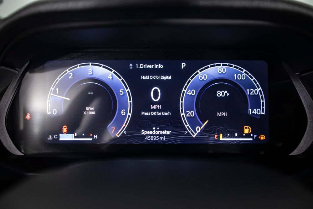 Used 2023 Jeep Grand Cherokee L Limited AWD/4WD image 29