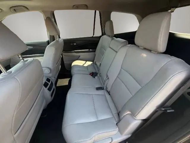 Used 2017 Honda Pilot EX-L image 17