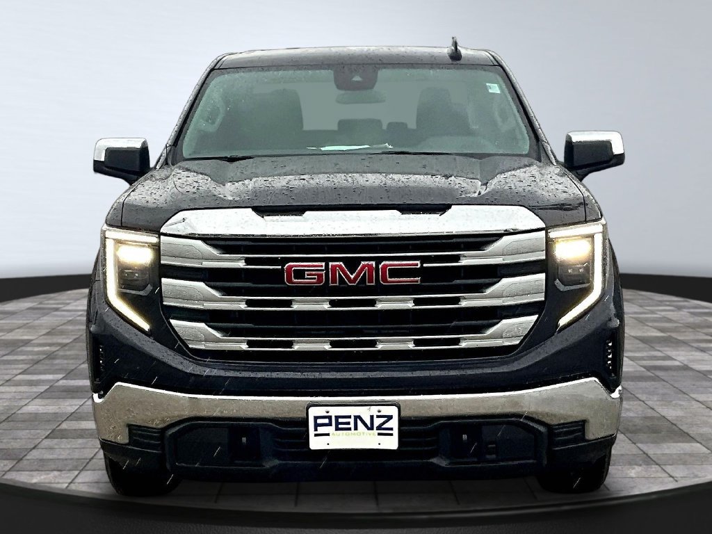Used 2023 GMC Sierra 1500 SLE AWD/4WD image 2