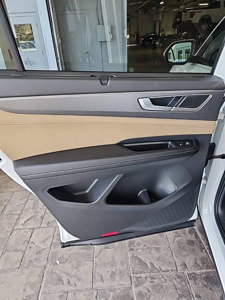 New 2026 Volkswagen Atlas Cross Sport SE image 21