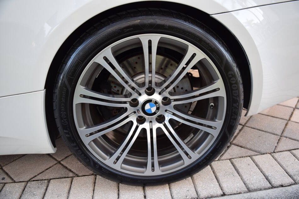 Used 2011 BMW M3 Convertible RWD image 87