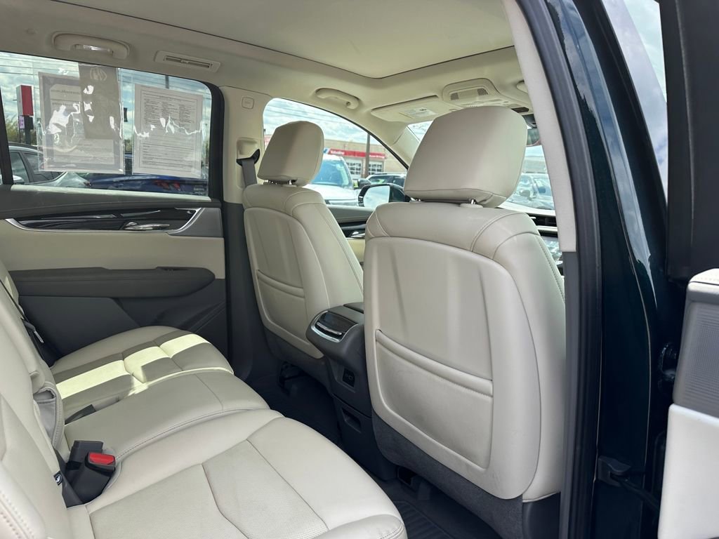 Used 2024 Cadillac XT6 Premium Luxury image 20