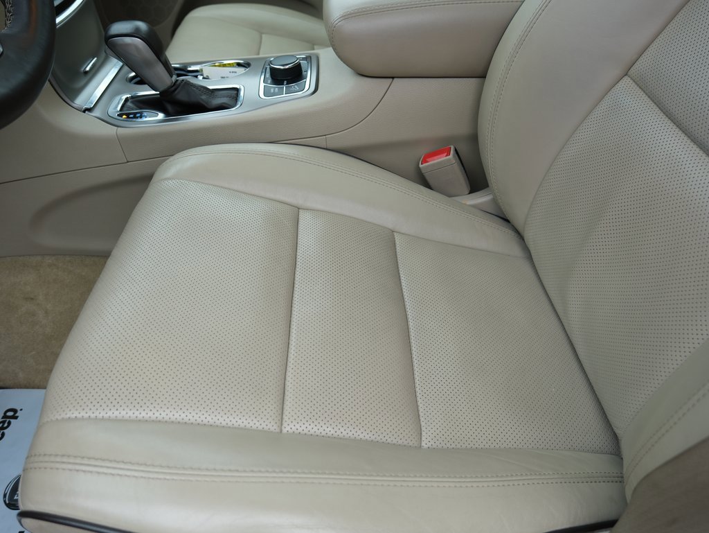 Used 2021 Jeep Grand Cherokee Overland image 26