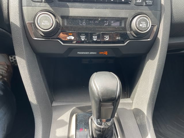 Used 2018 Honda Civic Sport image 14