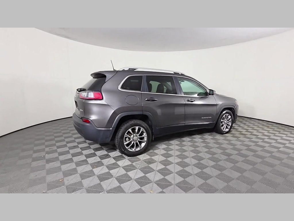 Used 2019 Jeep Cherokee Latitude Plus FWD image 39