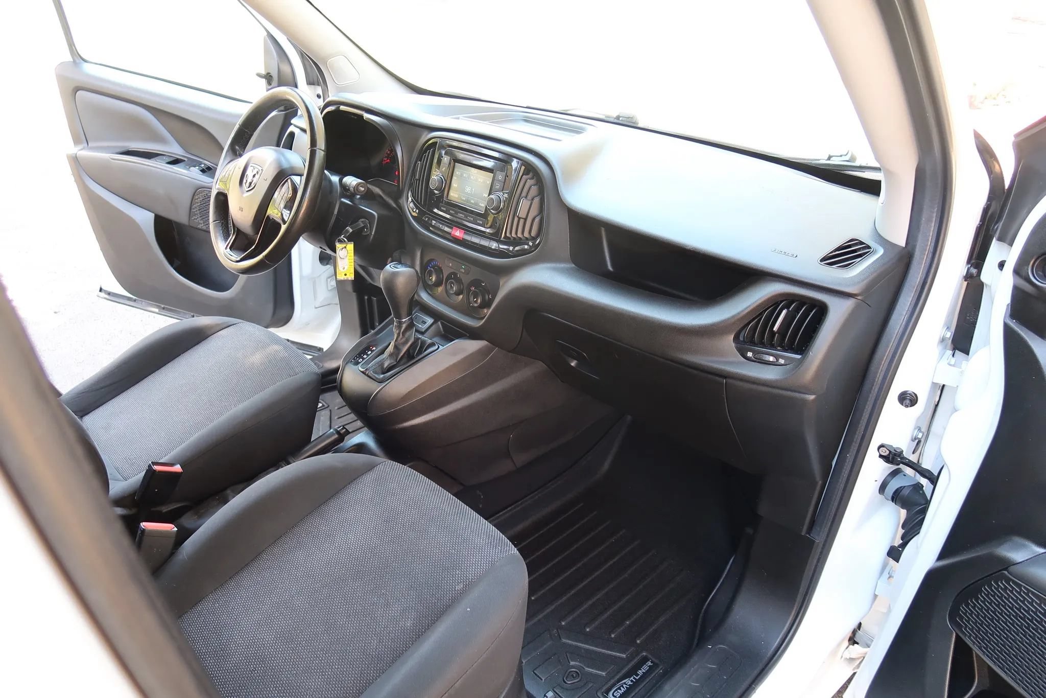 Used 2016 RAM ProMaster City Tradesman FWD image 14