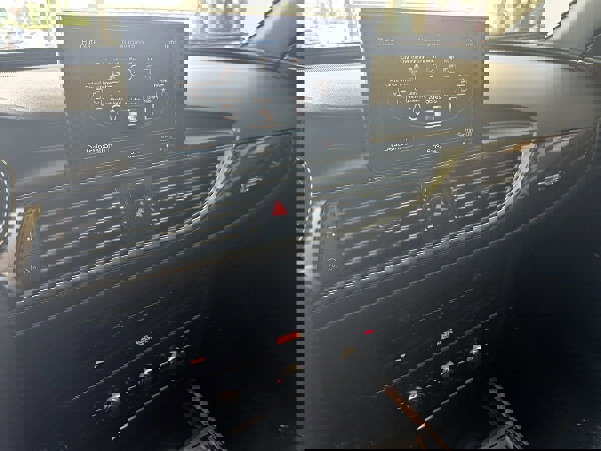 Used 2015 Audi A6 TDI Premium Plus w/ 19" Sport Package image 24