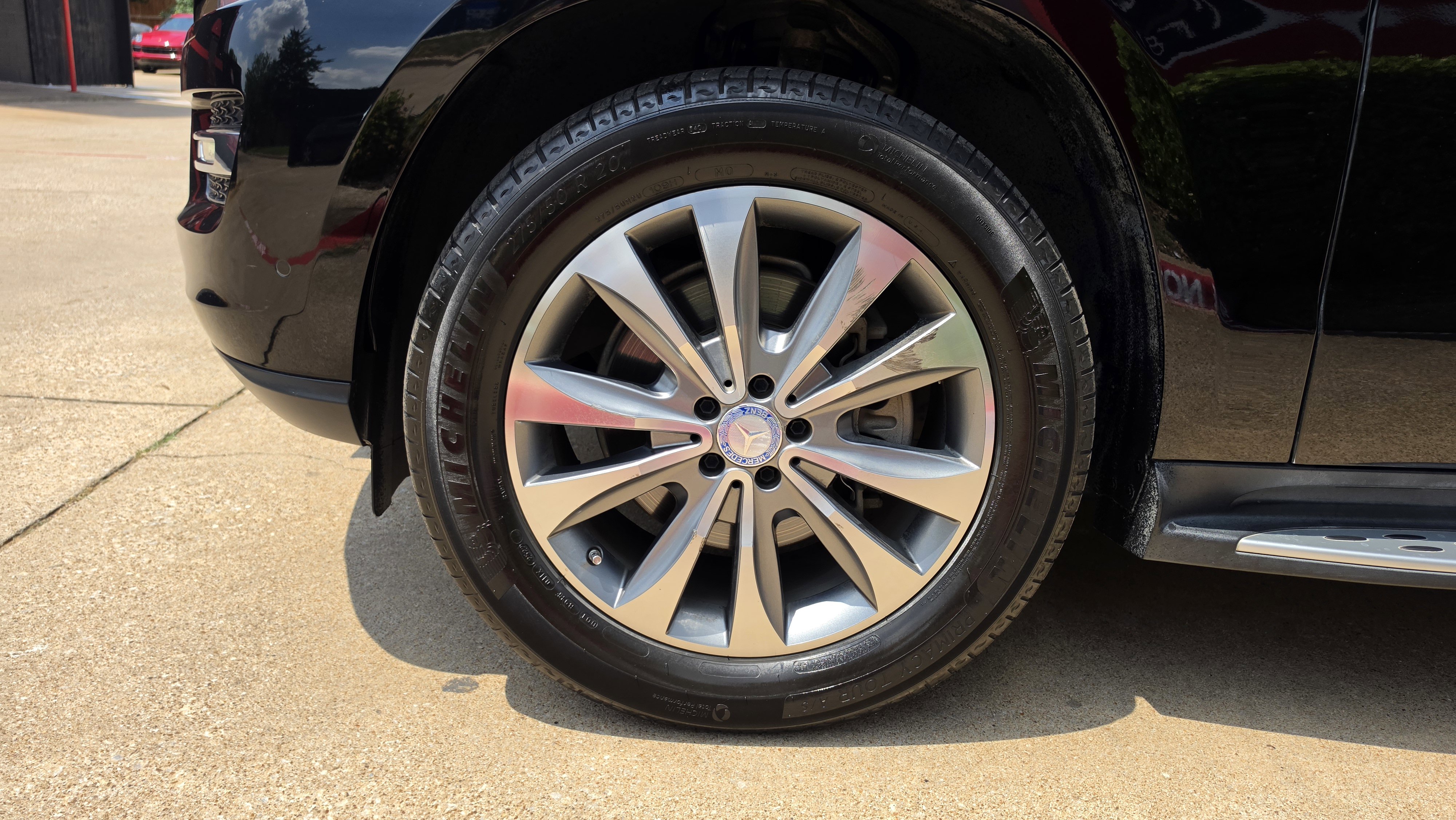 Used 2015 Mercedes-Benz GL 450 4MATIC w/ Appearance Package image 13