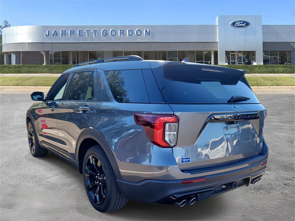 Certified 2022 Ford Explorer ST w/ ST Street Pack image 3